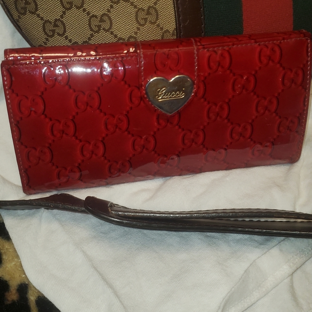 Gucci wallet